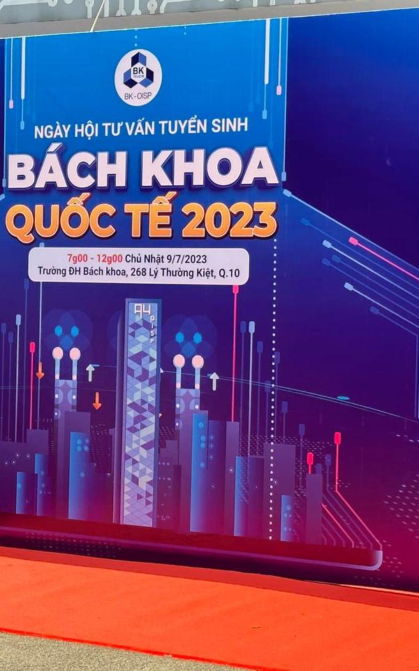 Đang ở Bách Khoa xin đăng ký làm sinh viên năm nhất 😁. 
Anh em nào đang ở đây không nhỉ?